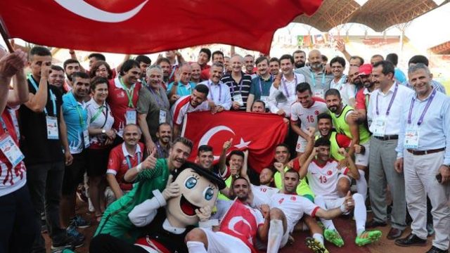 Türkiye Erkek Futbol Futbol Takımı Final’de