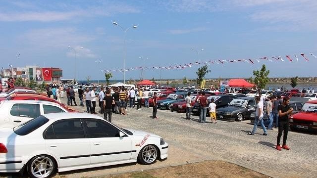 Samsun’da Modifiye tutkunları bir araya geldi